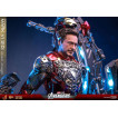 Marvel Los Vengadores Figura Movie Masterpiece Diecast 1/6 Iron Man Mark VI (2.0) with Suit-Up Gantry 32 cm